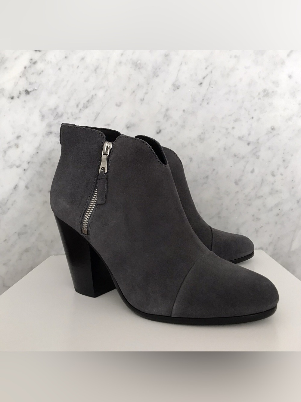 NEW Rag & Bone Women's Margot Suede Ankle Boots Booties Chunky Heel Gray 9 39.5